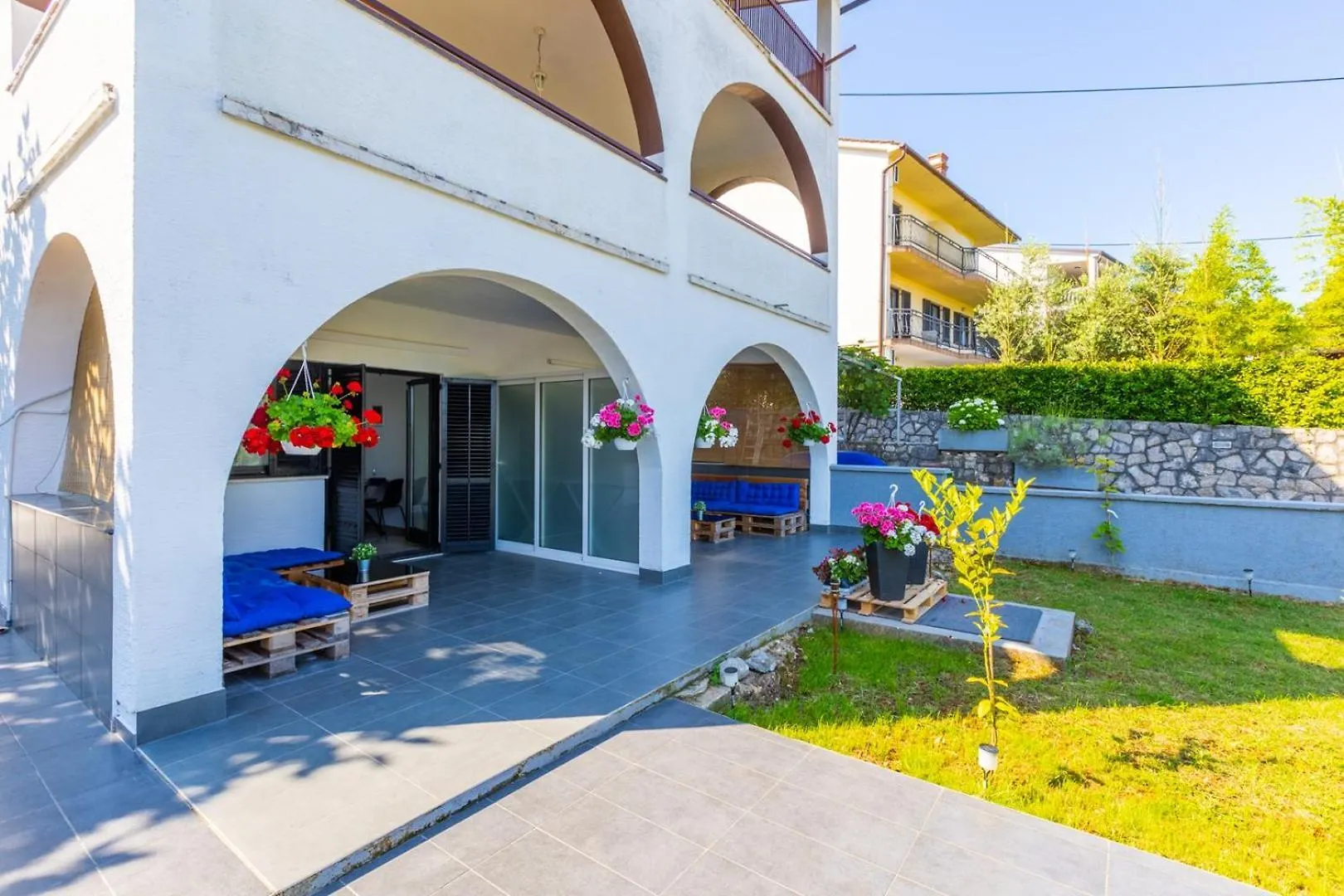Apartments Val Malinska Pensión